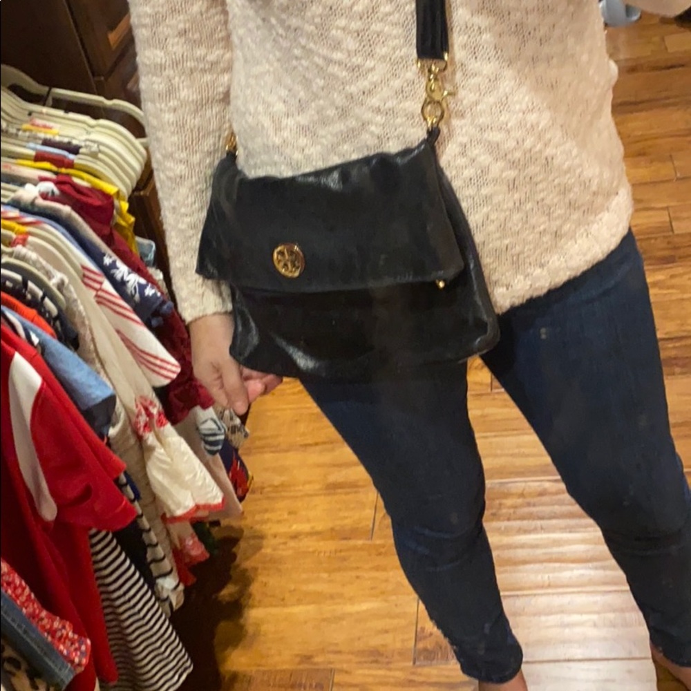 Tory Burch Dena Messenger Bag